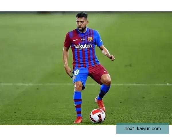 阿尔巴巴萨正式告别国家队，未来前景备受关注