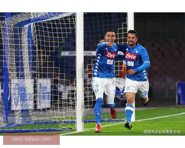 奥塔门迪本赛季在瓦伦西亚表现稳健，防守端发挥稳定升